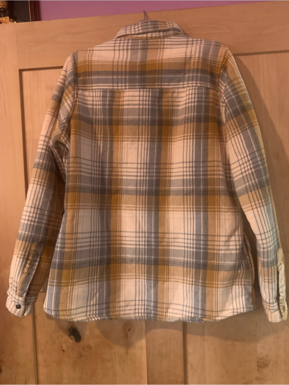 Women’s Victory Outfitters Snap-Front Sherpa-lined Plaid Utility Shacket - Picture 2 of 6